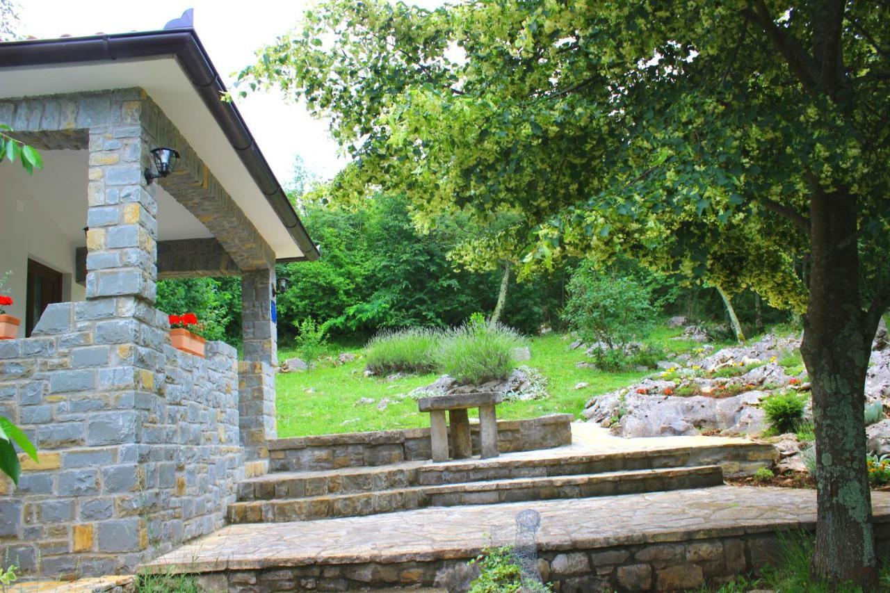 Holiday Home Deni Roč Exteriér fotografie